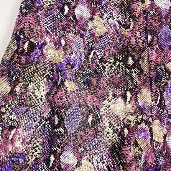 ASOS Design High Rise Purple Snake Print Leather Look Shorts. Size 4. NWT - Picture 4 of 14